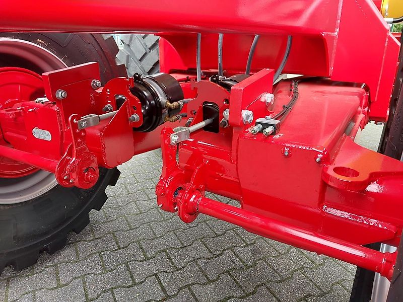 VGM Rocky 26 Tandem-Schwerlast-Muldenkipper, 24.000kg, Erdmulde