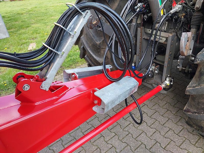 VGM Rocky 26 Tandem-Schwerlast-Muldenkipper, 24.000kg, Erdmulde