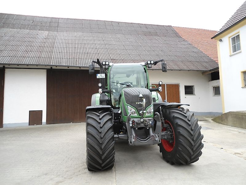 Fendt 714 Vario SCR