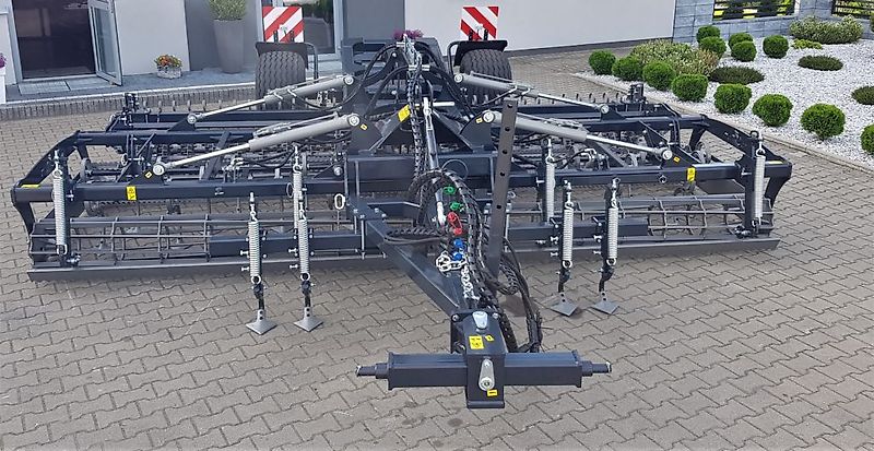 MD MD AGT Saatbettkombination UPH 4 m, 4,5 m, 5,0 m, 6,0 m hydr. klappbar