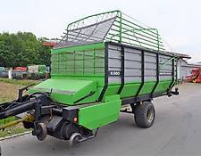 Deutz-Fahr K 560 mit hydraulischer Heckklappe und Knickdeichsel