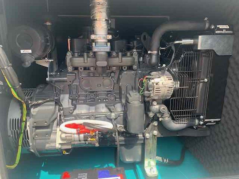 Ferbo Fox Aggregat mit Hebepumpe und 40 KVA Generator