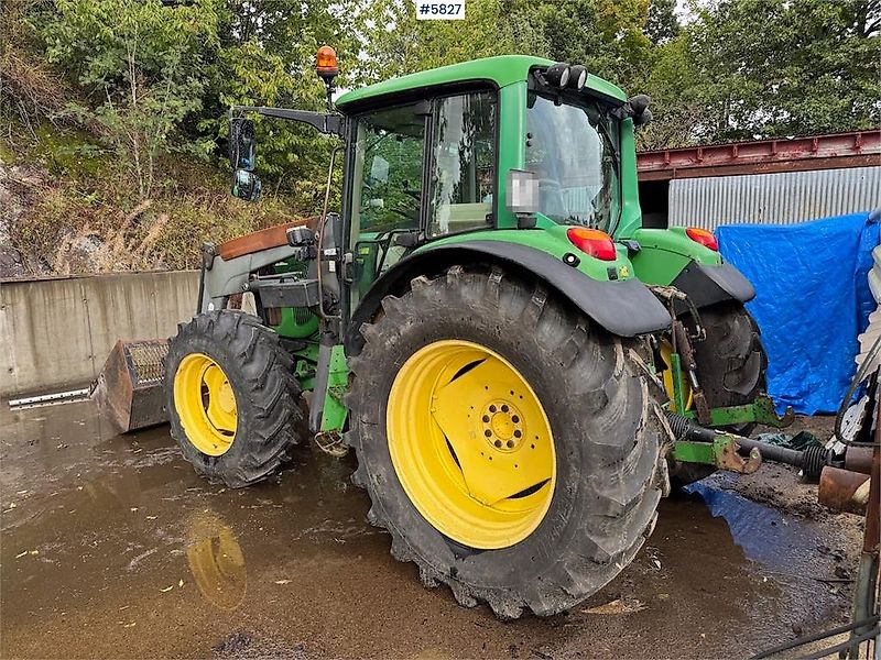 John Deere 6320