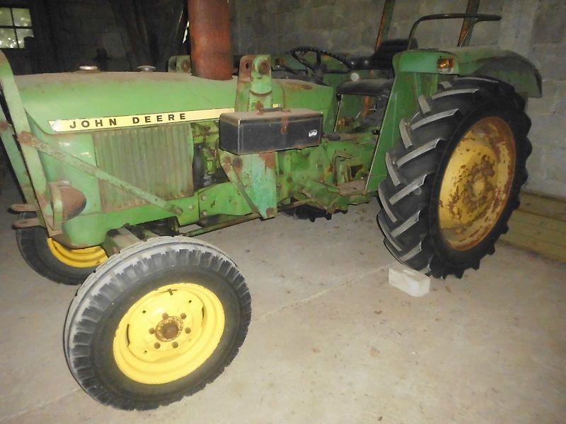 John Deere 1020