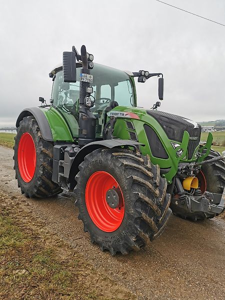 Fendt 718 Vario