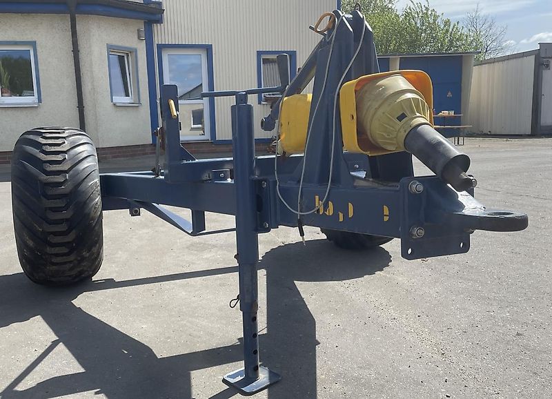 Bogballe Fahrwerk Düngerstreuer