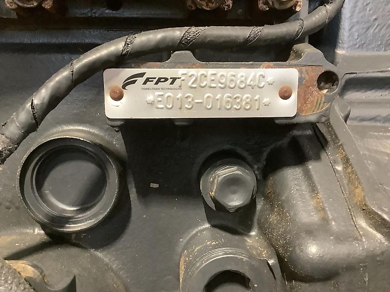 New Holland Motor F2CE9684C