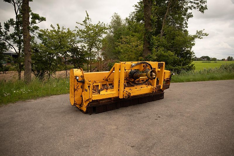 Herder Herder KMMW 250 Frontklepelmaaier Mulcher Dücker Müthing Votex