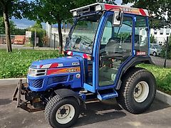 Iseki TH 4260 AHLK Doppelkabine