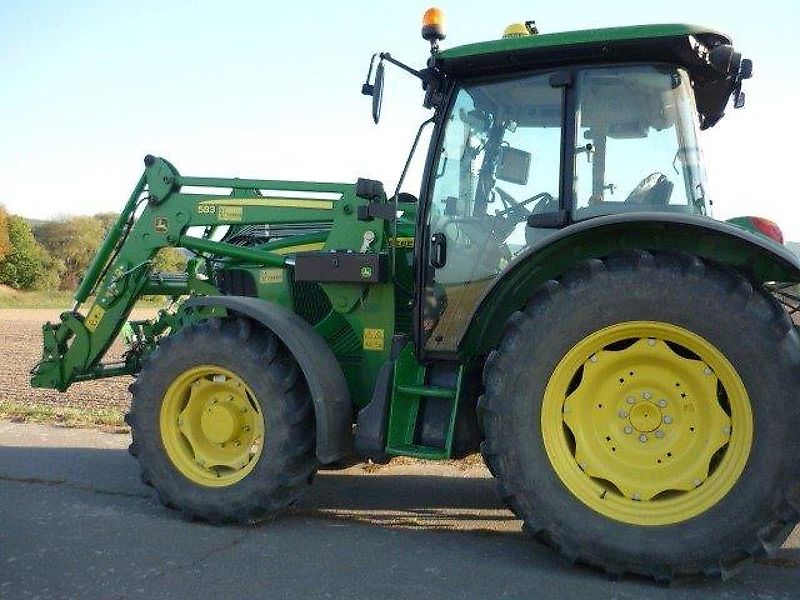 John Deere 5100R