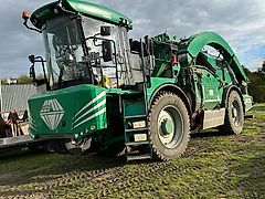 Albach Diamant 2000 selbstfahrender Holzhacker Bj. 2019 / 3.100h!