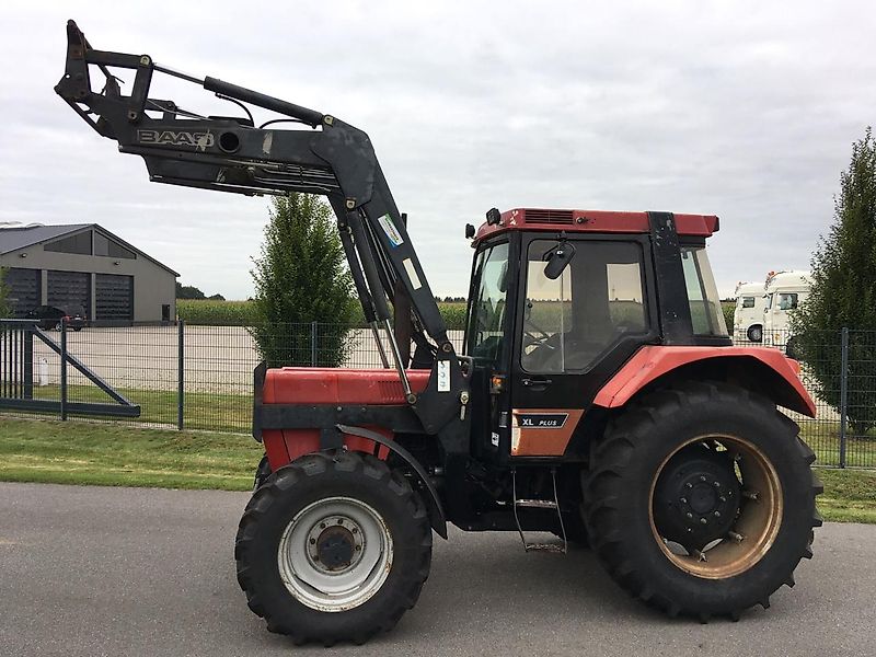 Case IH 745 XL