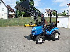 LS Tractor XJ25 HST, Aktionsmodell mit Frontlader und Schaufel