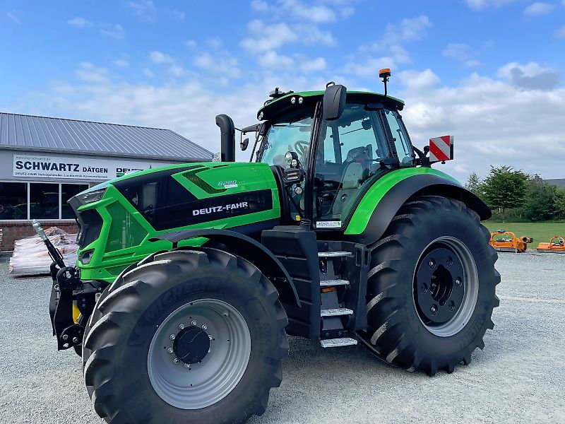 Deutz-Fahr 8280 Erfahrungsbericht Titelbild
