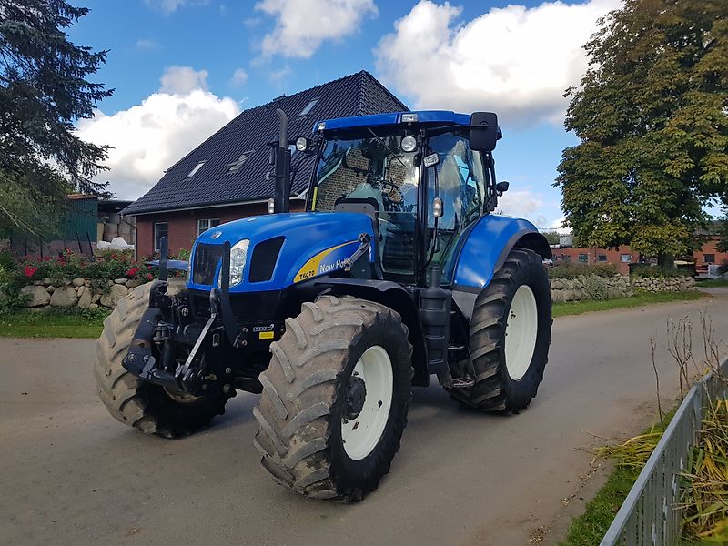 New Holland T6070 RangeCommand