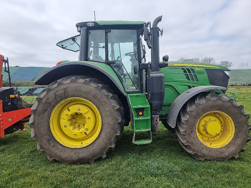John Deere 6195 M