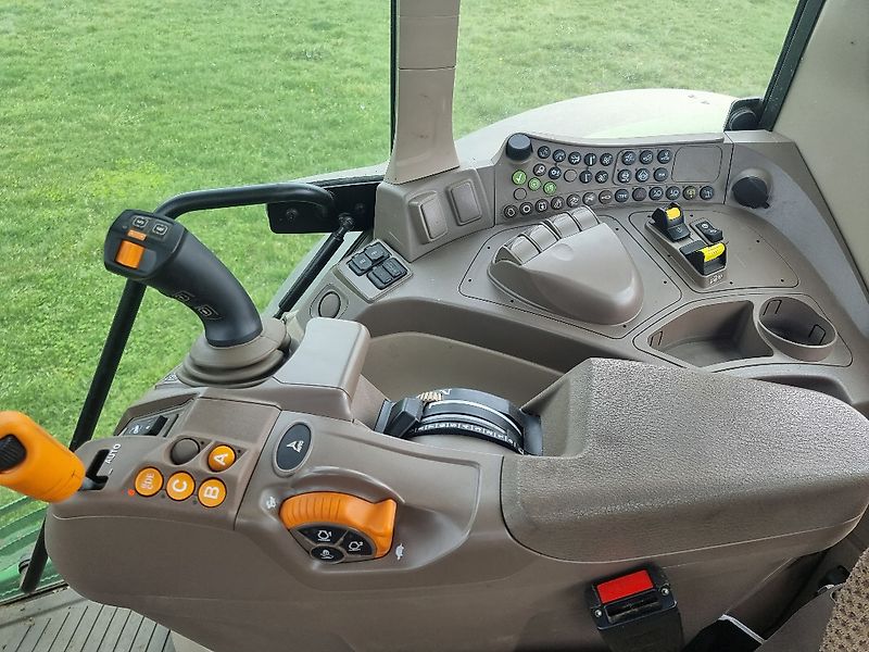 John Deere 6195 M