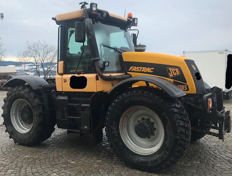 JCB 3185