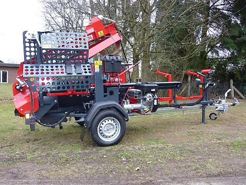 Pilkemaster EVO 36 Mobil Sägespaltautomat, Baujahr 2021, gebraucht kaufen auf traktorpool