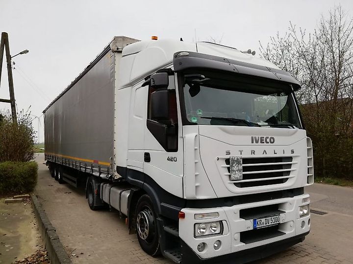 Ein gebrauchter Iveco LKW vom Typ Stralis.