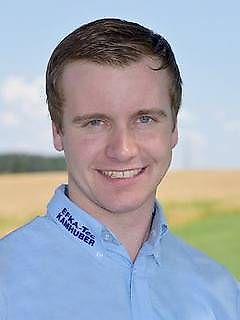 Ansprechpartner Herr Maximilian Kamhuber