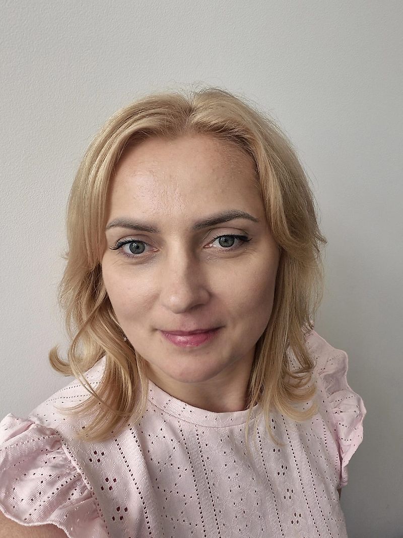Ansprechpartner Frau Aneta Nartowicz