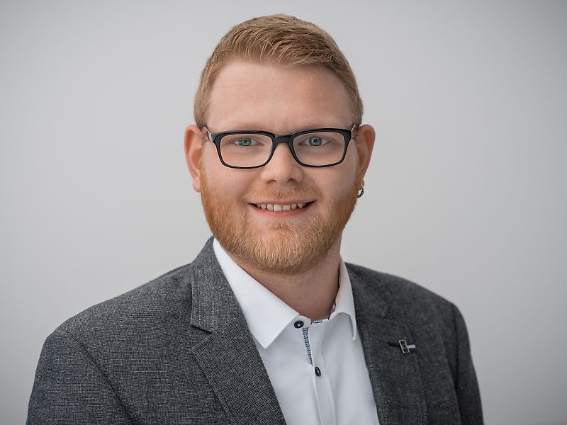 Ansprechpartner Herr Tim Hamhuis